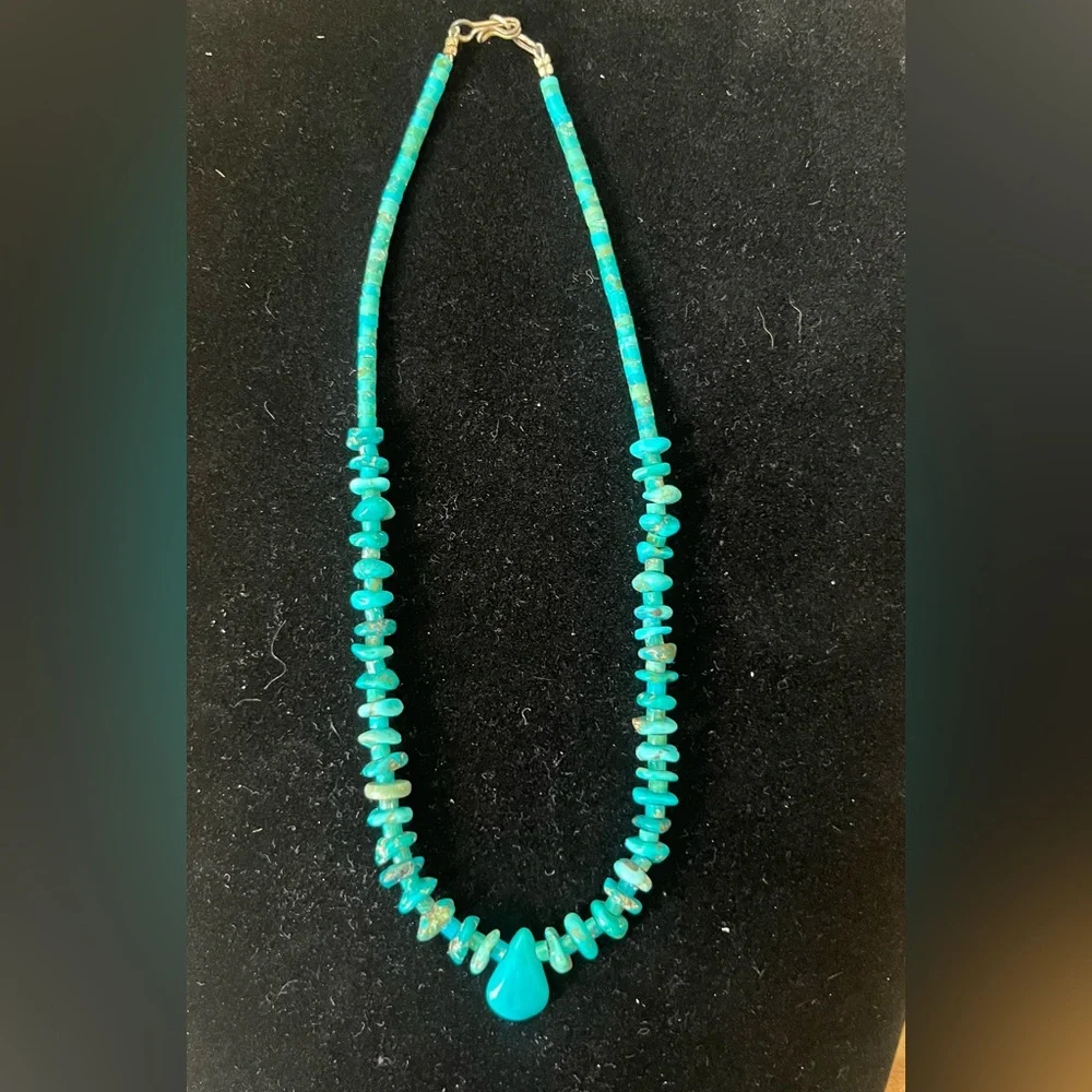 Turquoise & Gold Beaded Necklace - Picture 1 of 4